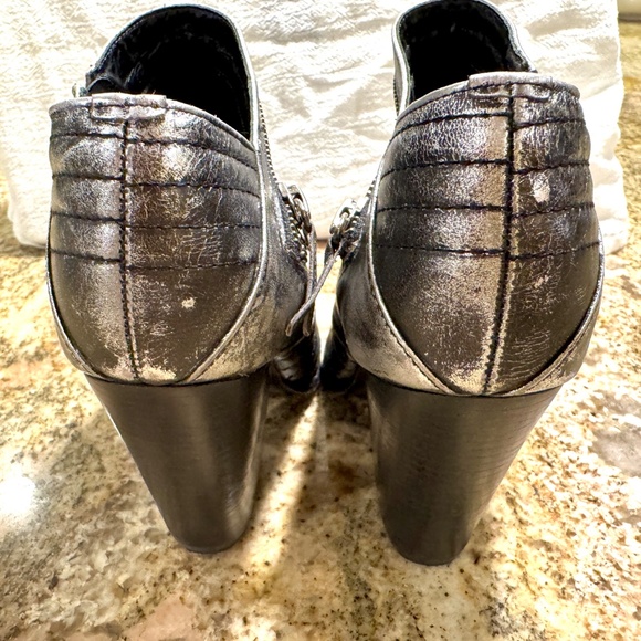 Klub Nico - Black and Silver Leather Booties - Women's Size 35.6 (6.5) - Picture 9 of 12